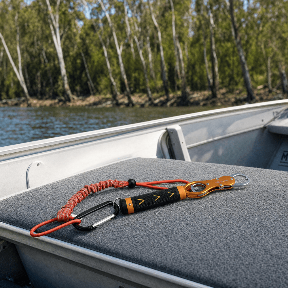 Christmas Gift Set - Gripper + 270 Bait Knife + Brag Mat Towel + Safety Bungee